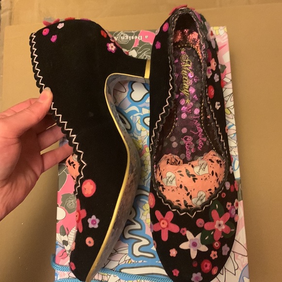 Irregular Choice Phoenix faux suede and felt heels sz 42 - Picture 3 of 6